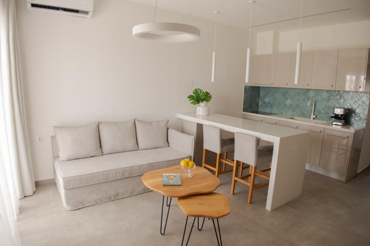 Marble Luxury Suites Karteros Eksteriør billede