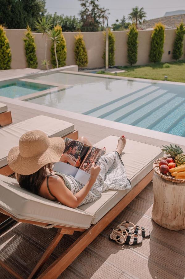 Marble Luxury Suites Karteros Eksteriør billede