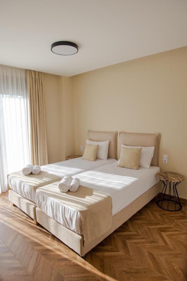 Marble Luxury Suites Karteros Eksteriør billede