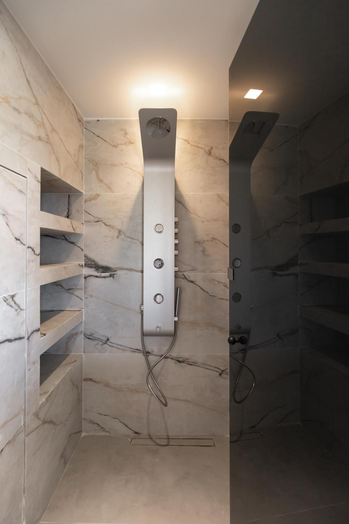 Marble Luxury Suites Karteros Værelse billede
